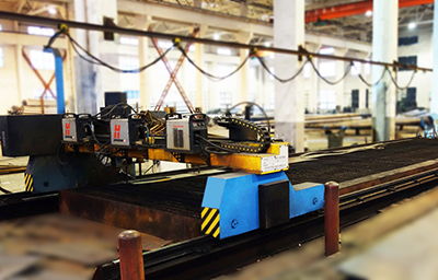 CNC plasma cutting machine